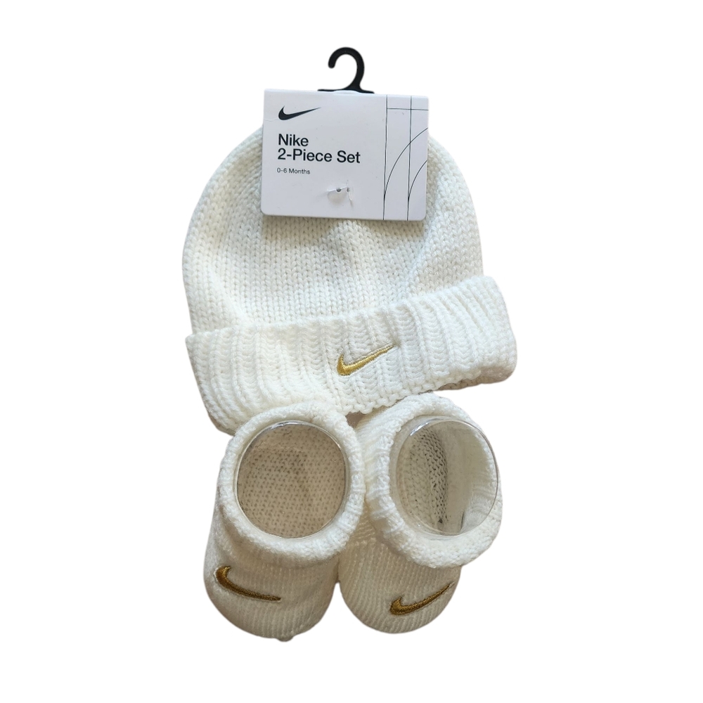 Nike Baby 2 Piece Sweater Knit Beanie + Booties Ivory Gold 0-6 Months New